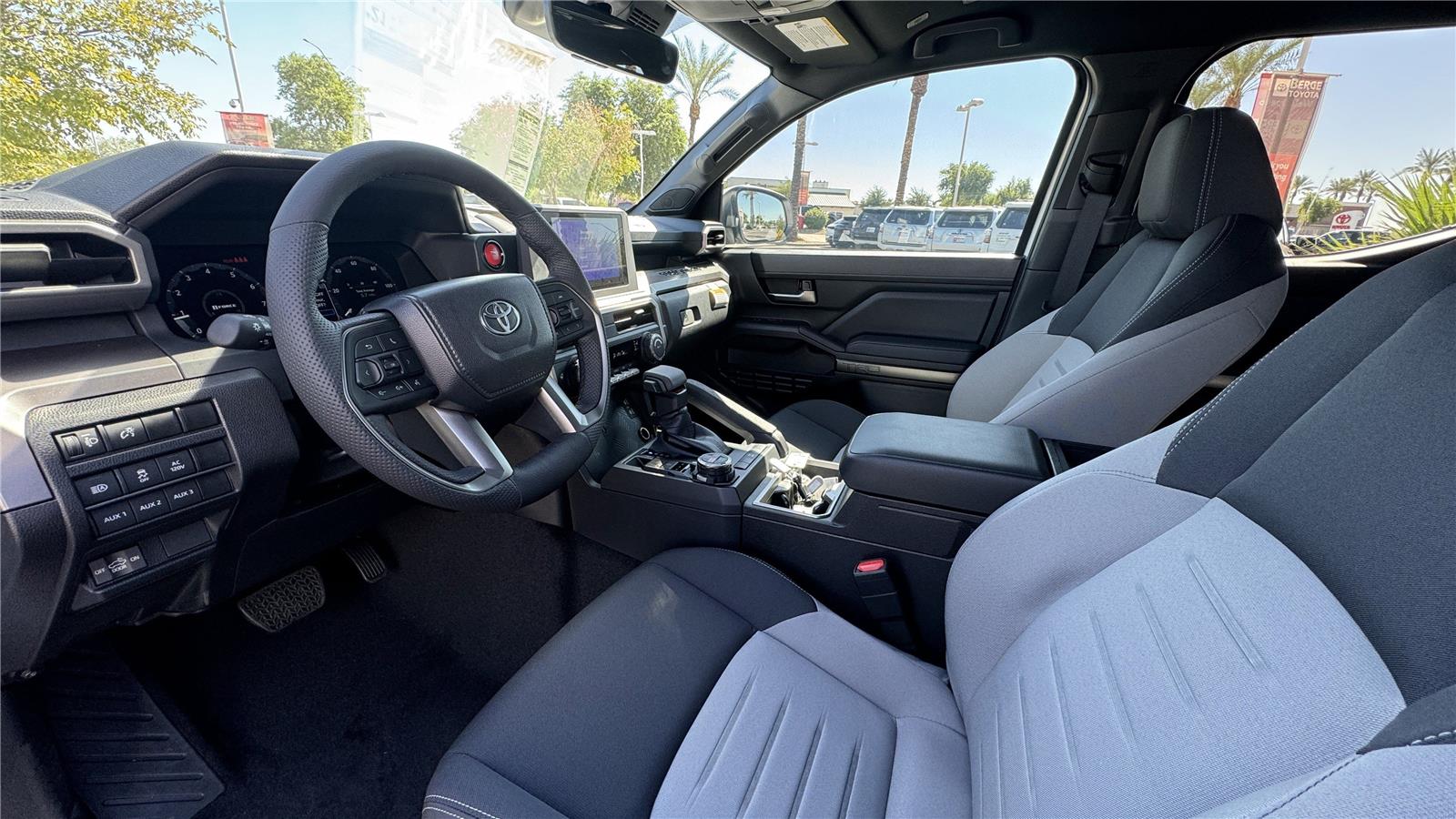 2025 Toyota Tacoma TRD Off-Road Double Cab photo 16