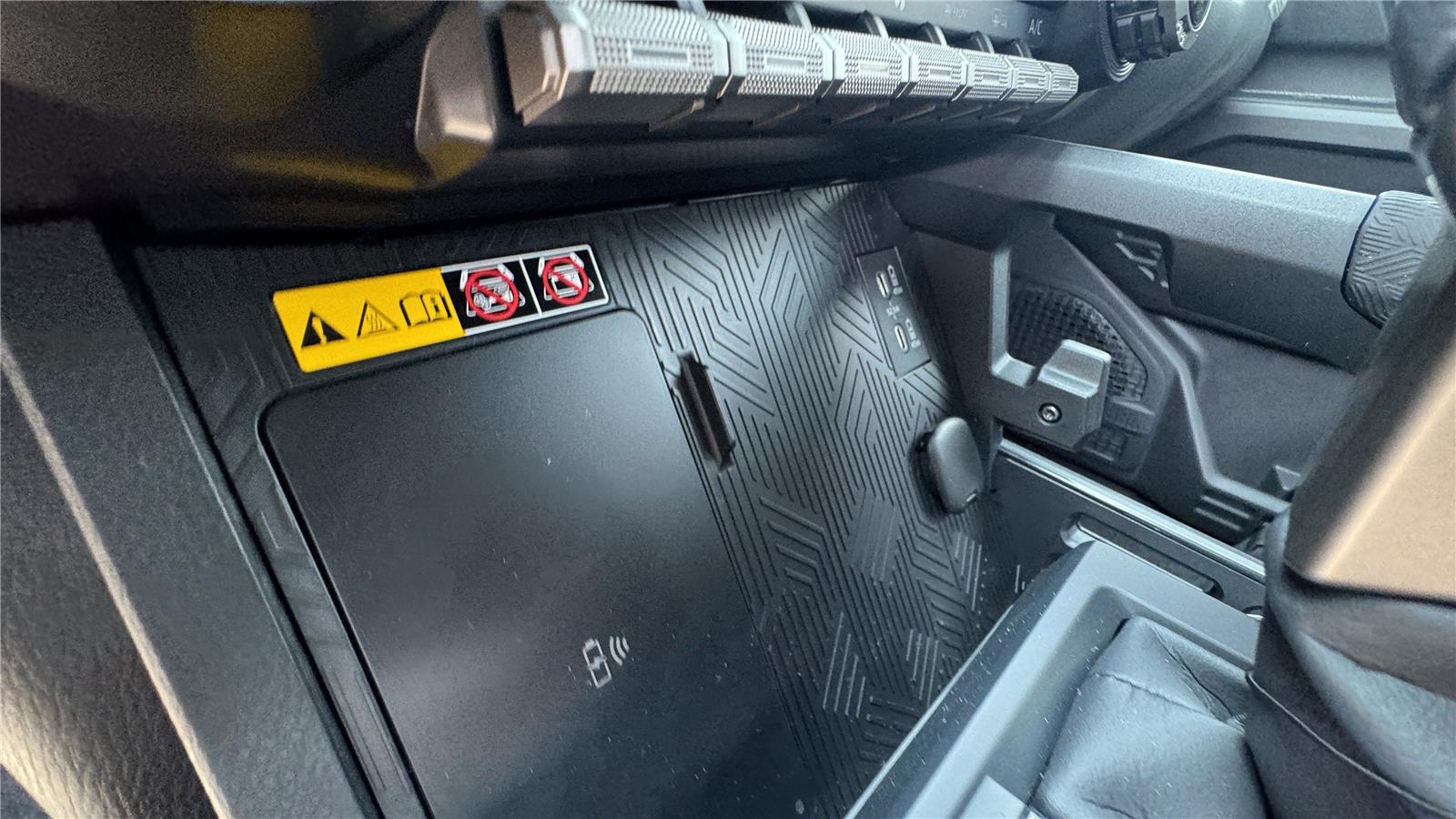 2025 Toyota Tacoma Limited Double Cab photo 23