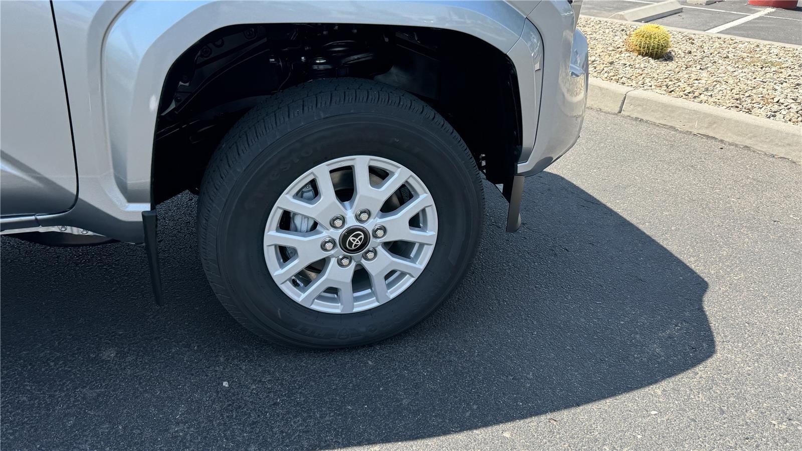 2025 Toyota Tacoma SR5 Double Cab photo 7