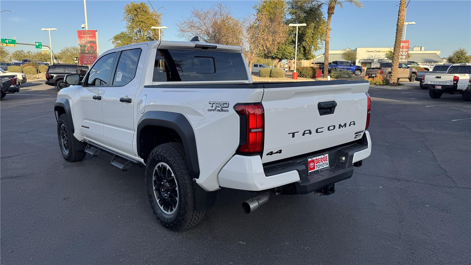 2025 Toyota Tacoma TRD Off-Road Double Cab photo 3