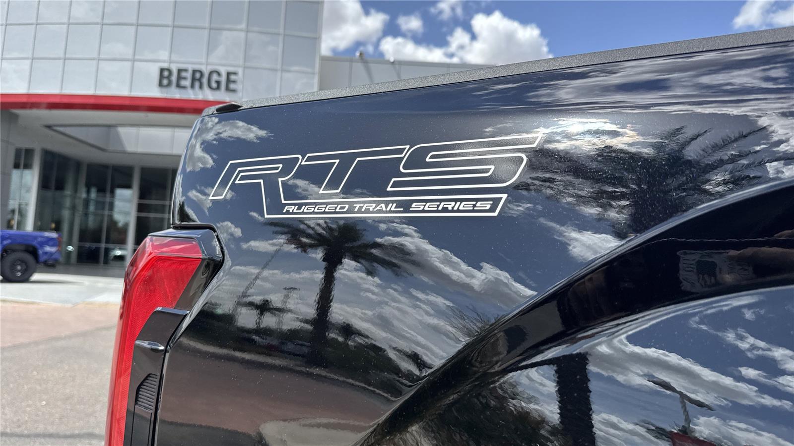 2025 Toyota Tundra SR5 CrewMax photo 12