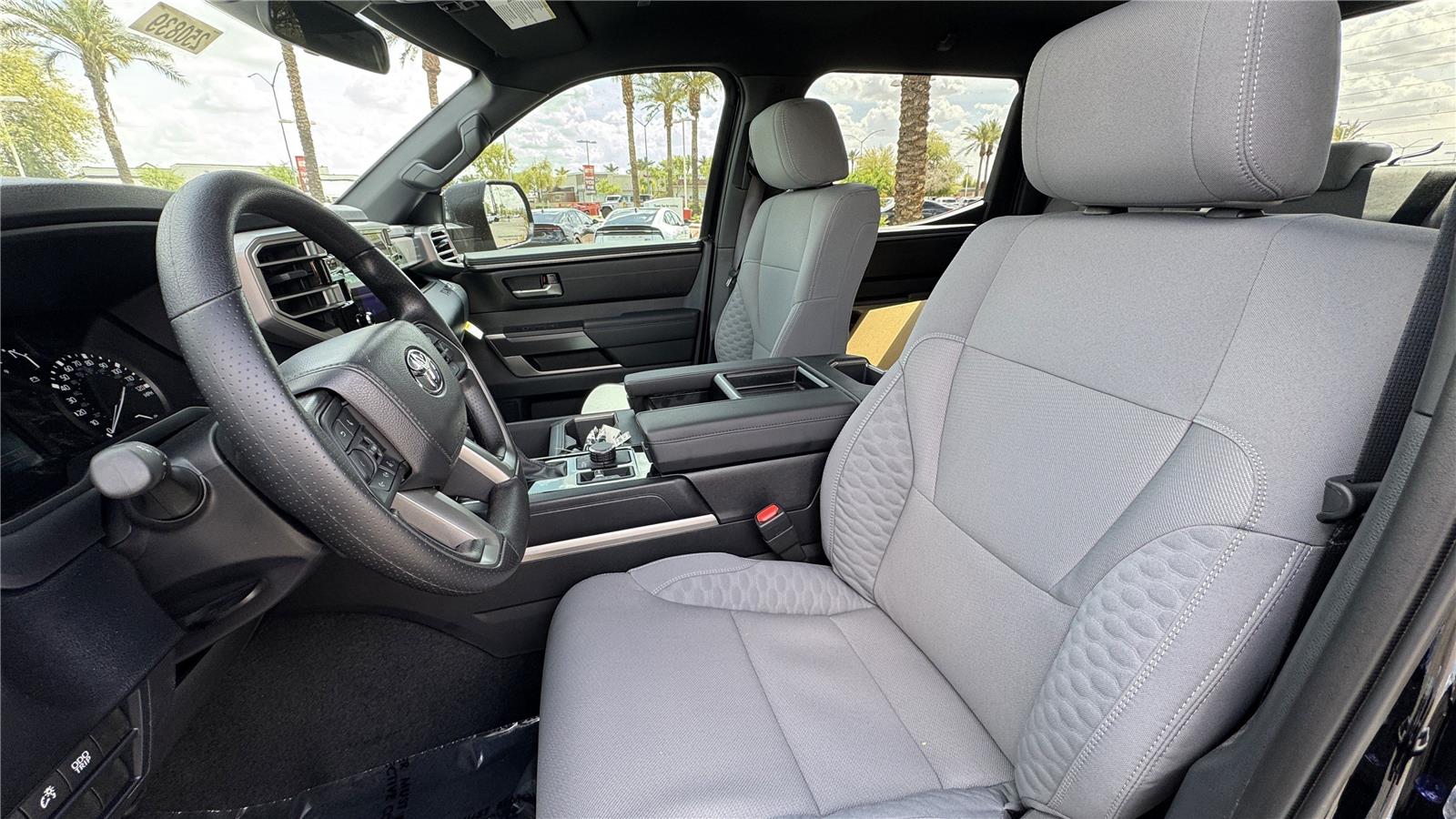 2025 Toyota Tundra SR5 CrewMax photo 21