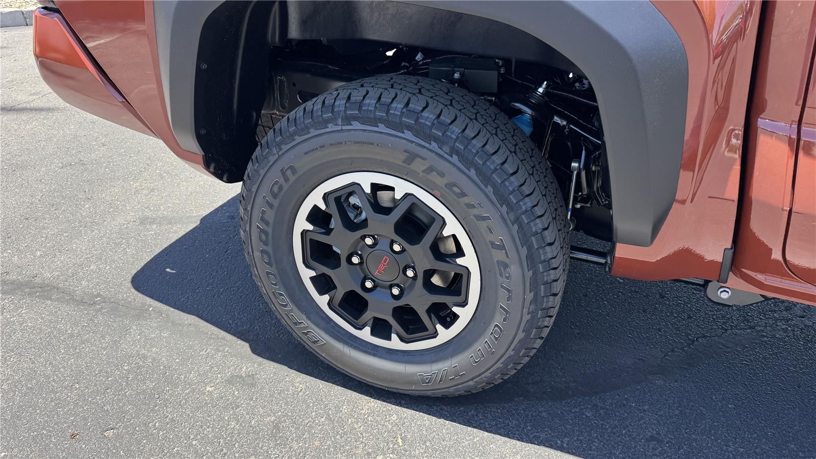 2025 Toyota Tacoma TRD Off-Road Double Cab photo 7