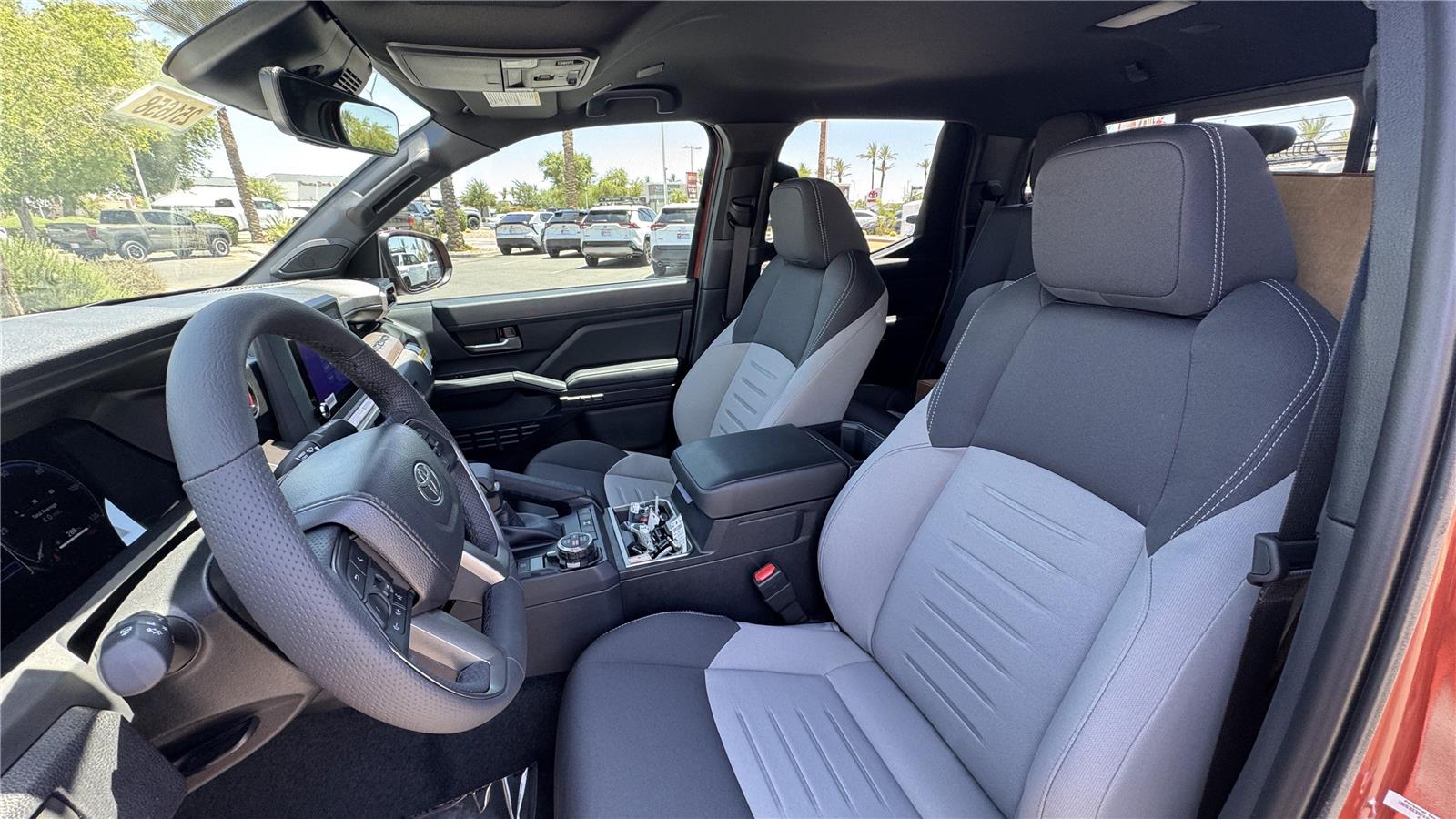 2025 Toyota Tacoma TRD Off-Road Double Cab photo 13