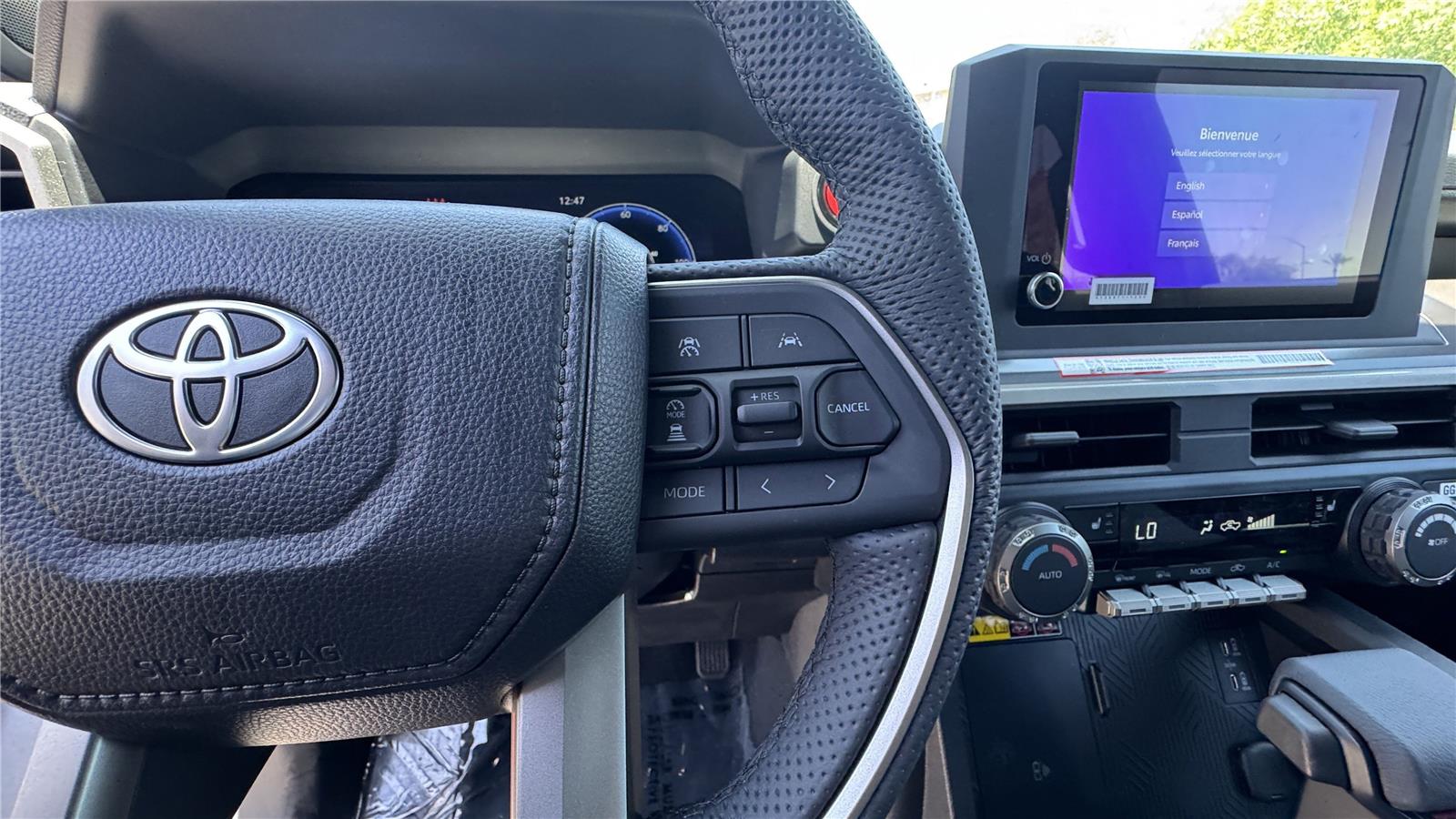 2025 Toyota Tacoma TRD Off-Road Double Cab photo 16