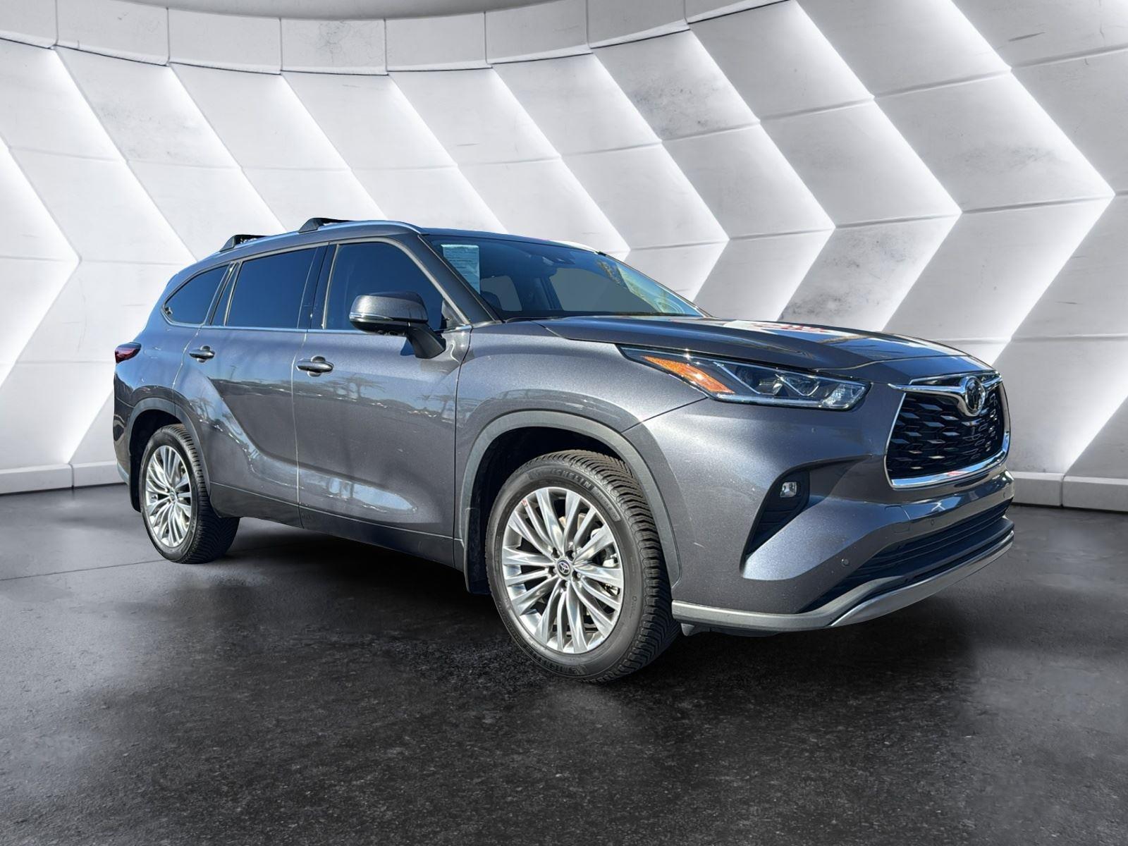 2023 Toyota Highlander Platinum FWD
