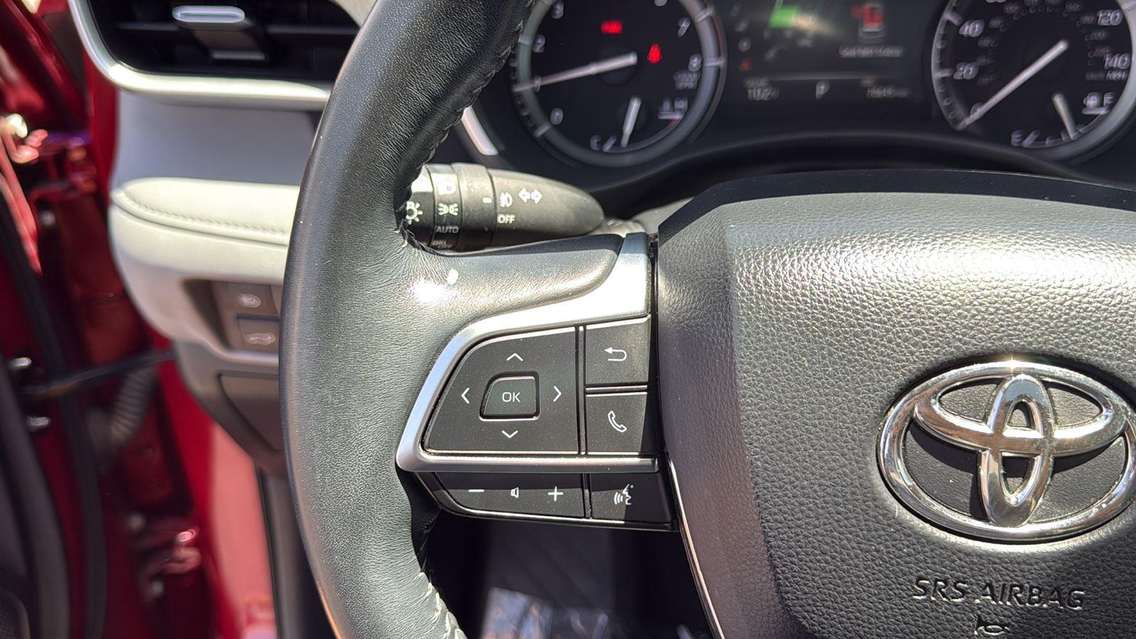 Used 2021 Toyota Highlander SUV