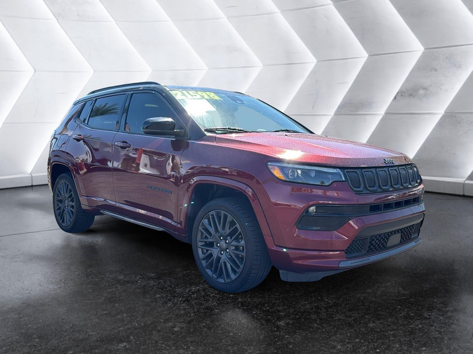 Velvet Red Pearlcoat 2022 Jeep Compass SUV / Crossover Four-Wheel Drive 9-Speed Automatic