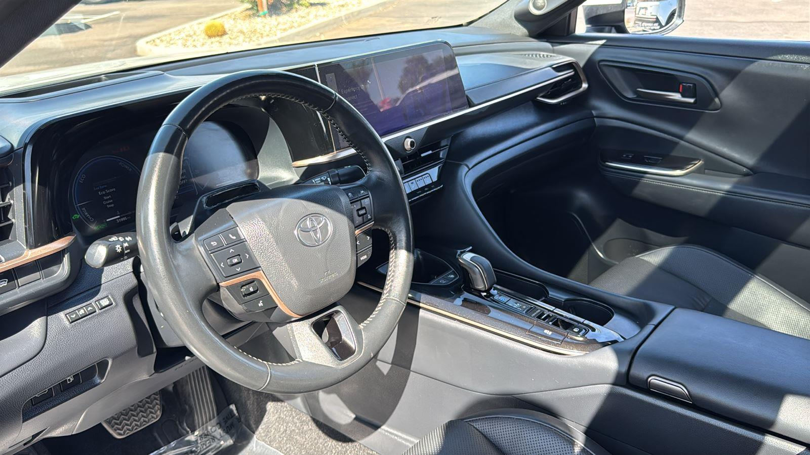 Used 2025 Toyota Crown Sedan
