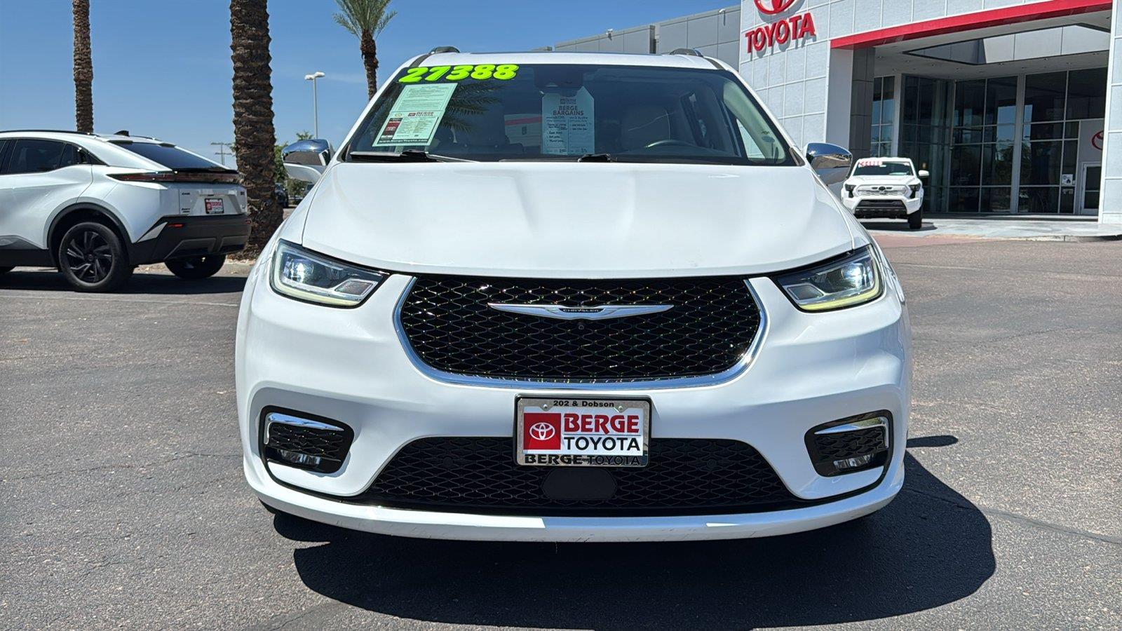 Used 2021 Chrysler Pacifica Van