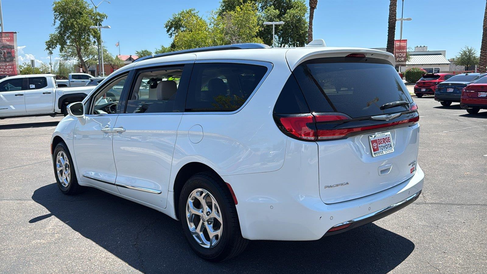 Used 2021 Chrysler Pacifica Van