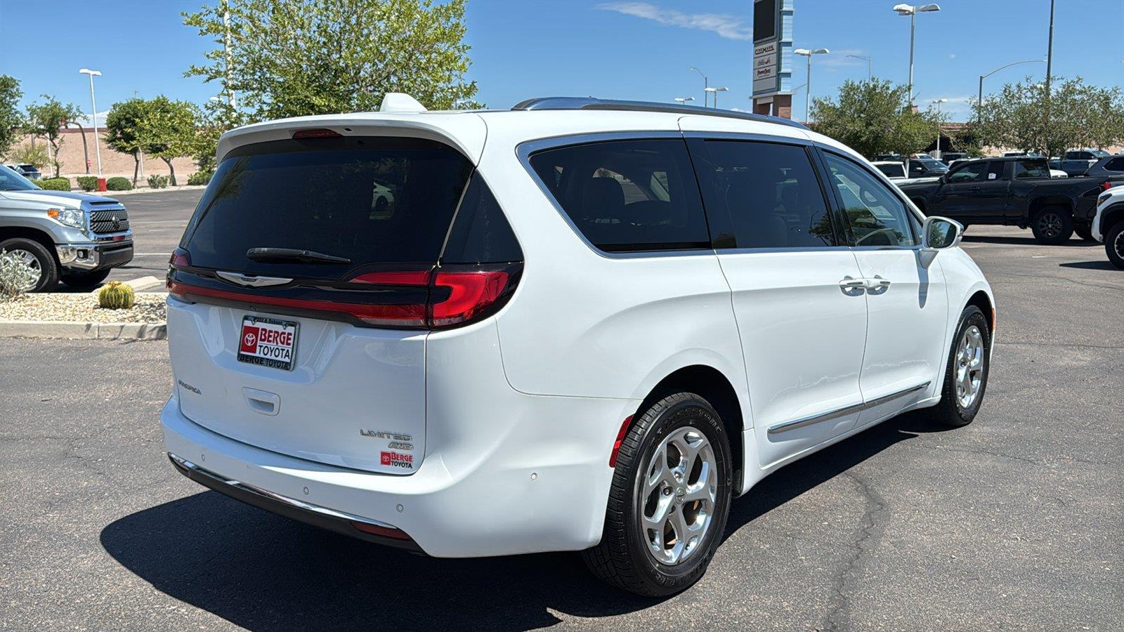 Used 2021 Chrysler Pacifica Van