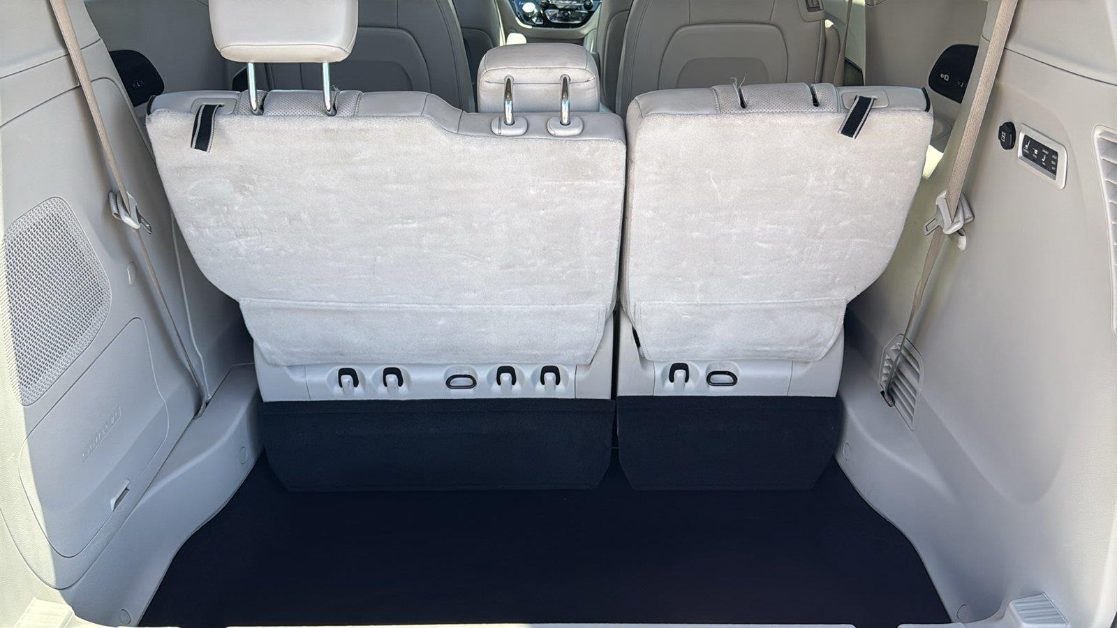 Used 2021 Chrysler Pacifica Van