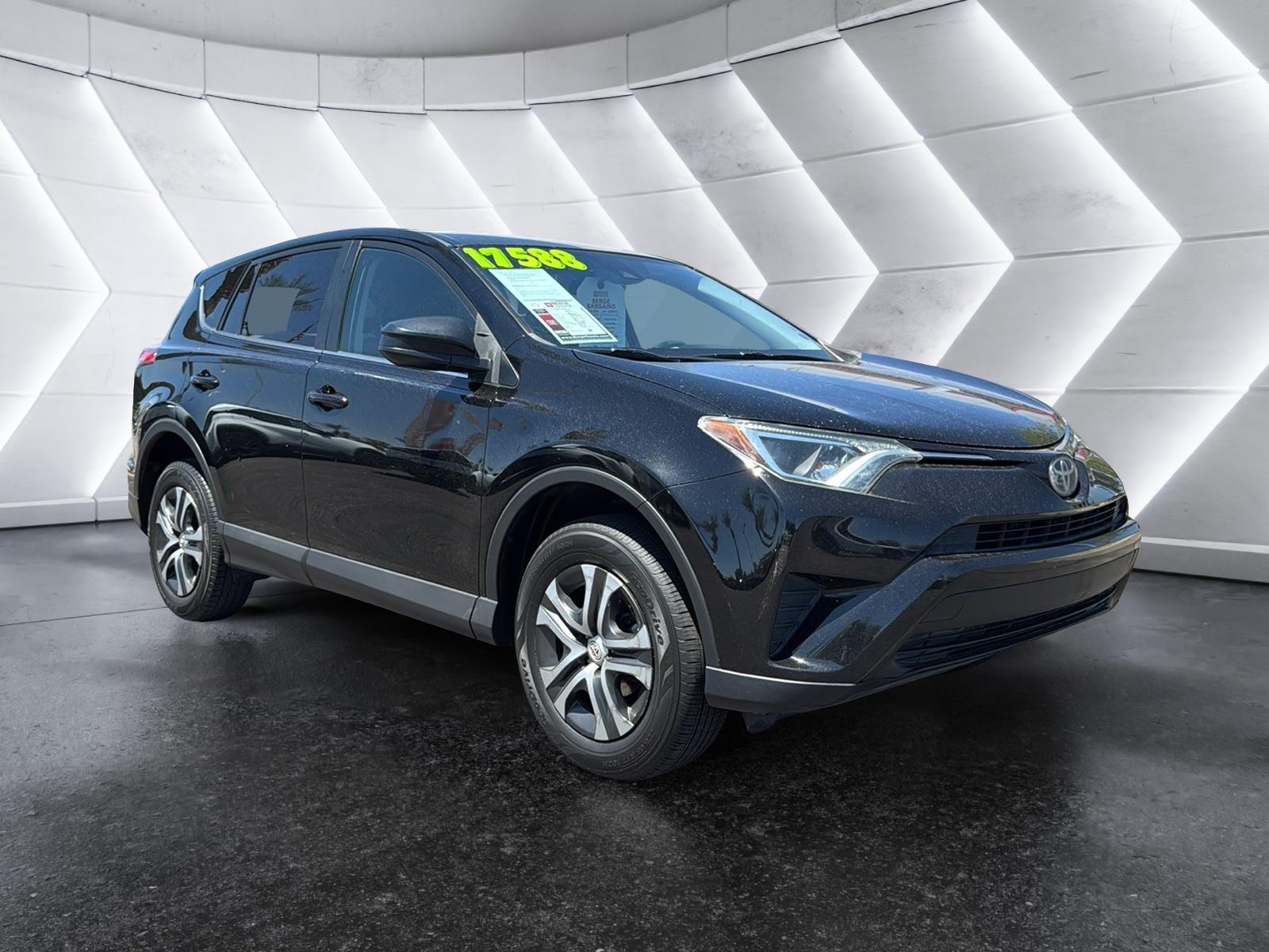 Black 2018 Toyota RAV4 SUV / Crossover Front-Wheel Drive Automatic