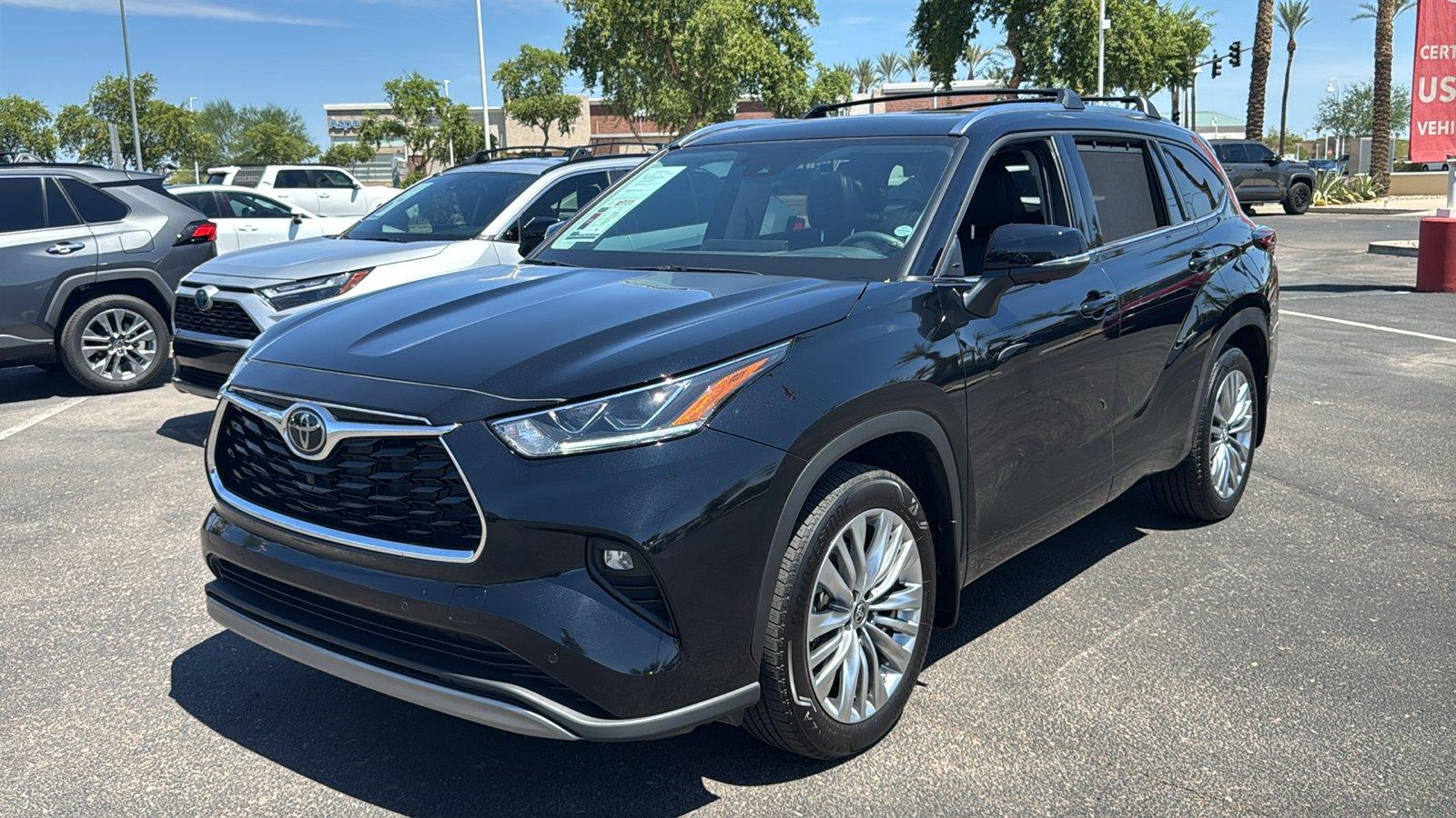Used 2024 Toyota Highlander SUV