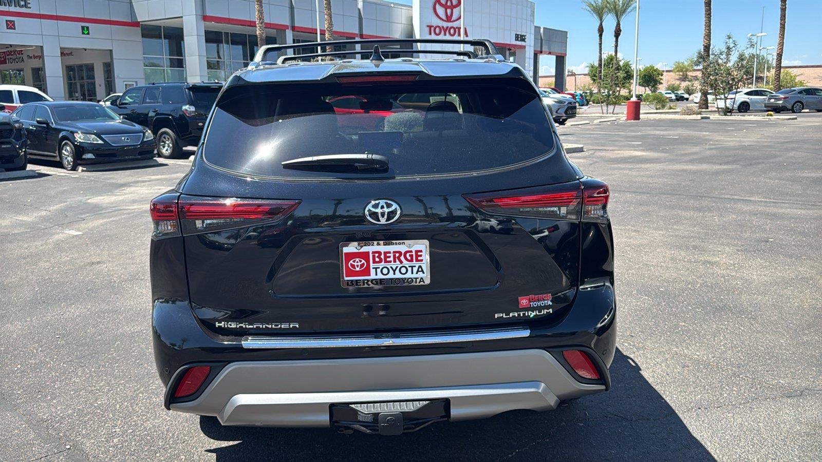 Used 2024 Toyota Highlander SUV
