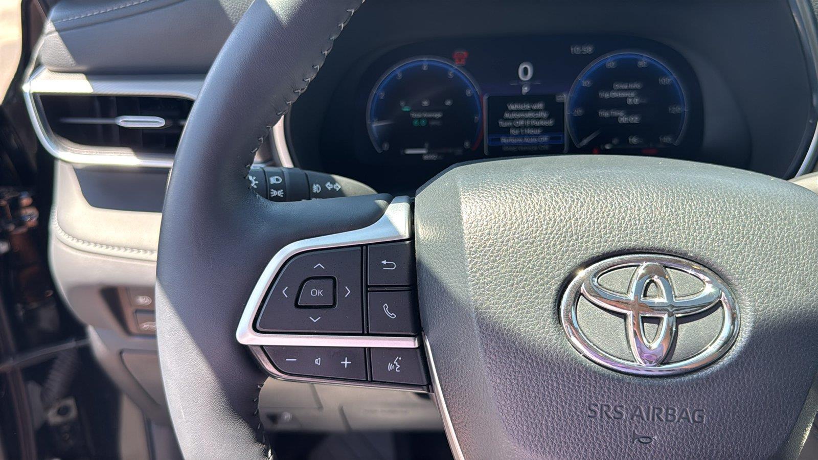 Used 2024 Toyota Highlander SUV