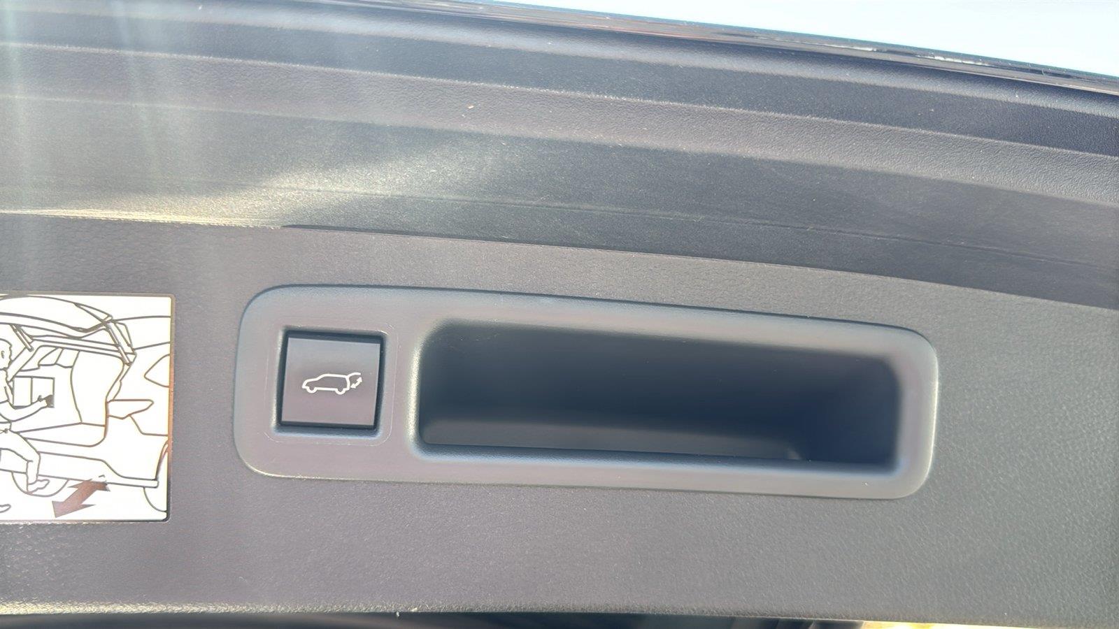 Used 2024 Toyota Highlander SUV