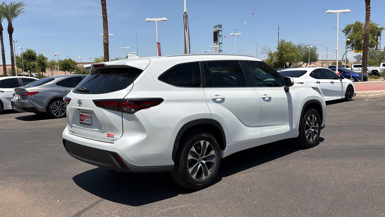 Used 2025 Toyota Highlander SUV