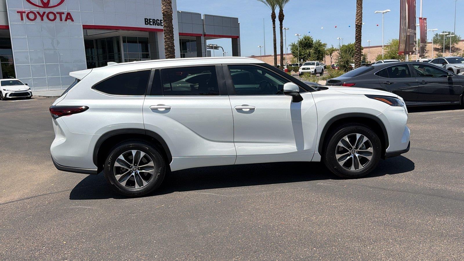 Used 2025 Toyota Highlander SUV