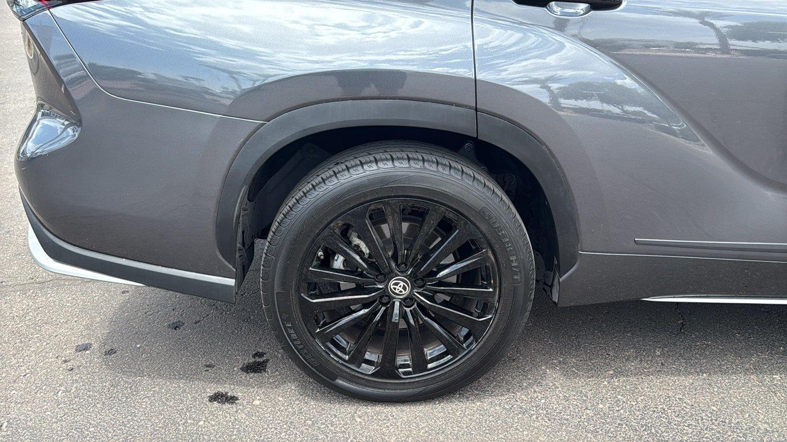 Used 2023 Toyota Highlander SUV