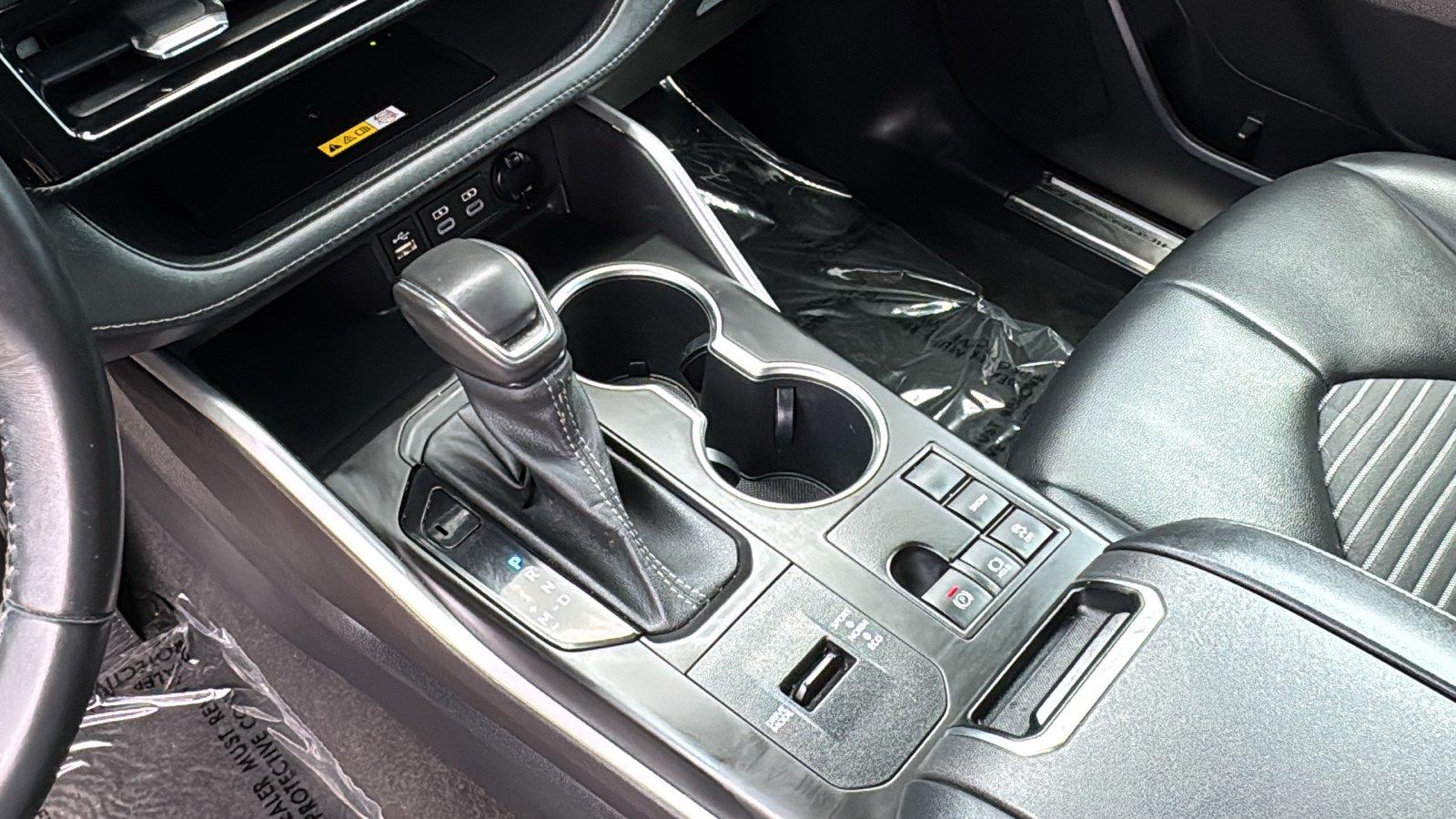 Used 2023 Toyota Highlander SUV
