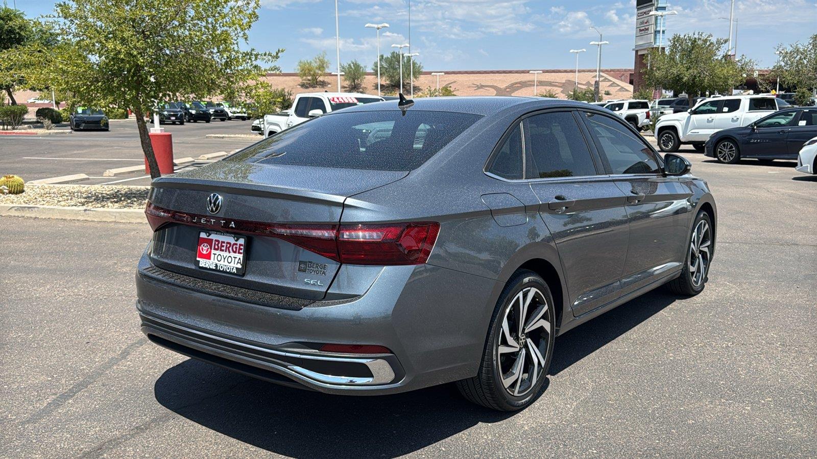 Used 2025 Volkswagen Jetta Sedan