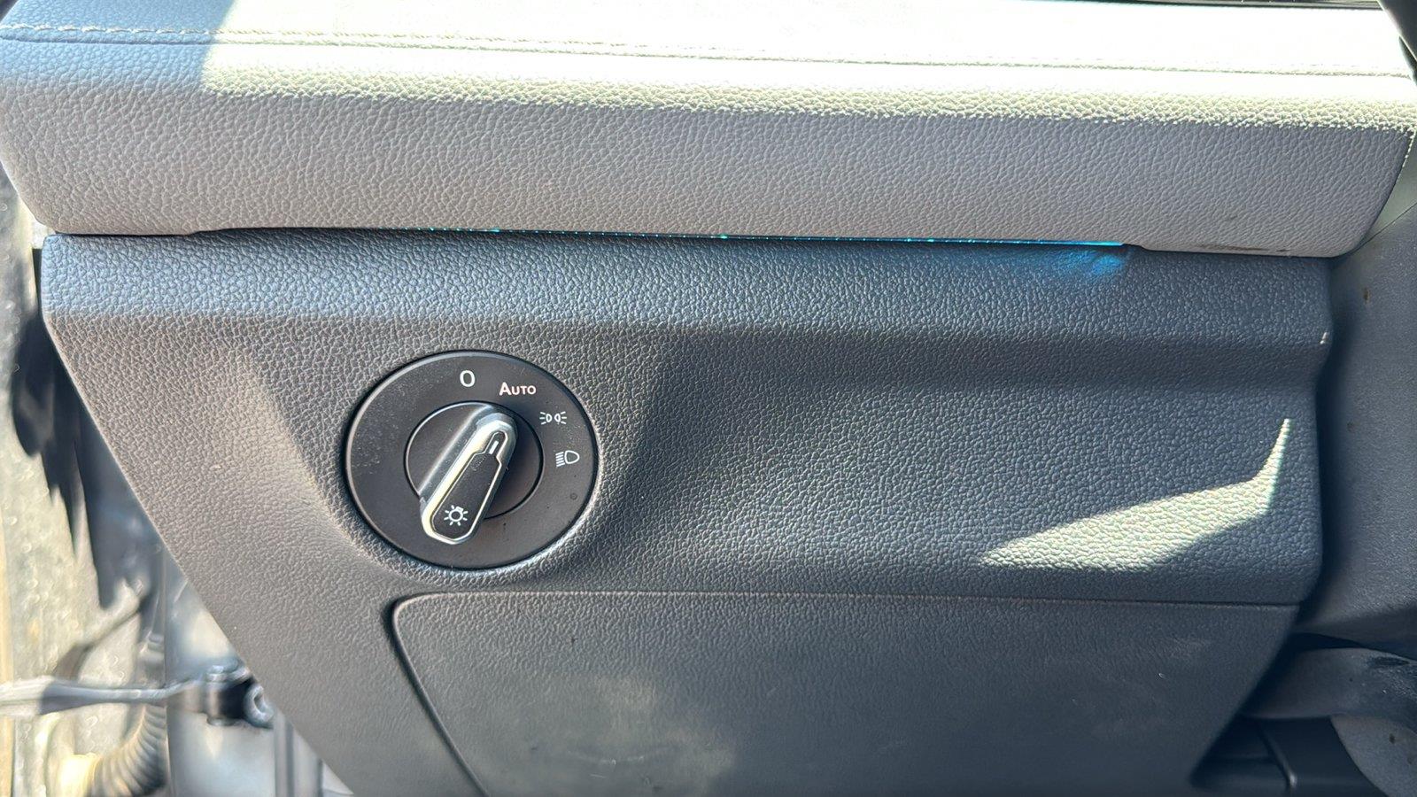 Used 2025 Volkswagen Jetta Sedan