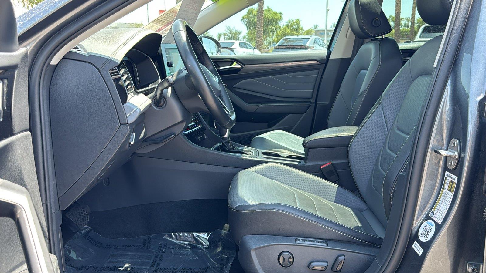 Used 2025 Volkswagen Jetta Sedan
