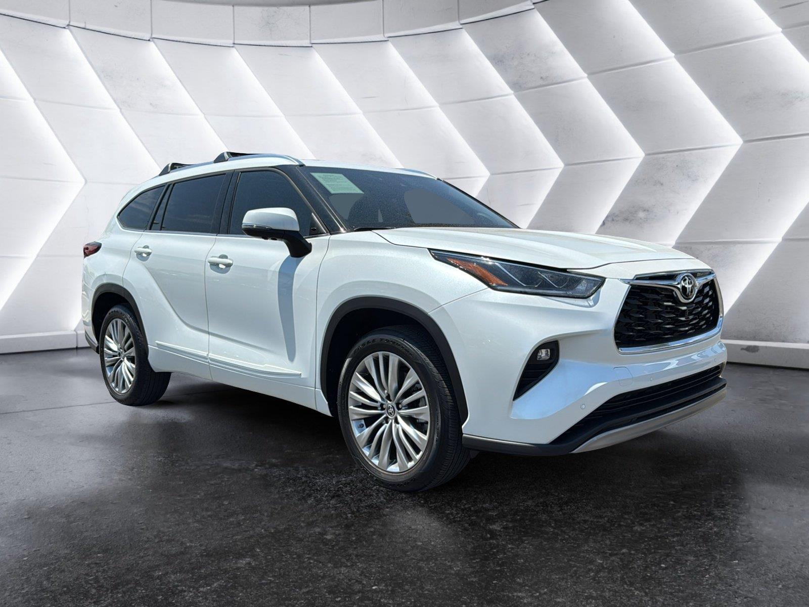 2023 Toyota Highlander