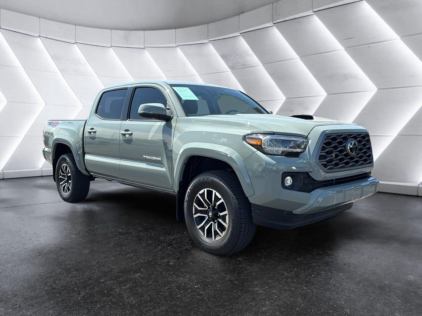 2023 Toyota Tacoma Lunar Rock Camioneta Todo terreno Automática
