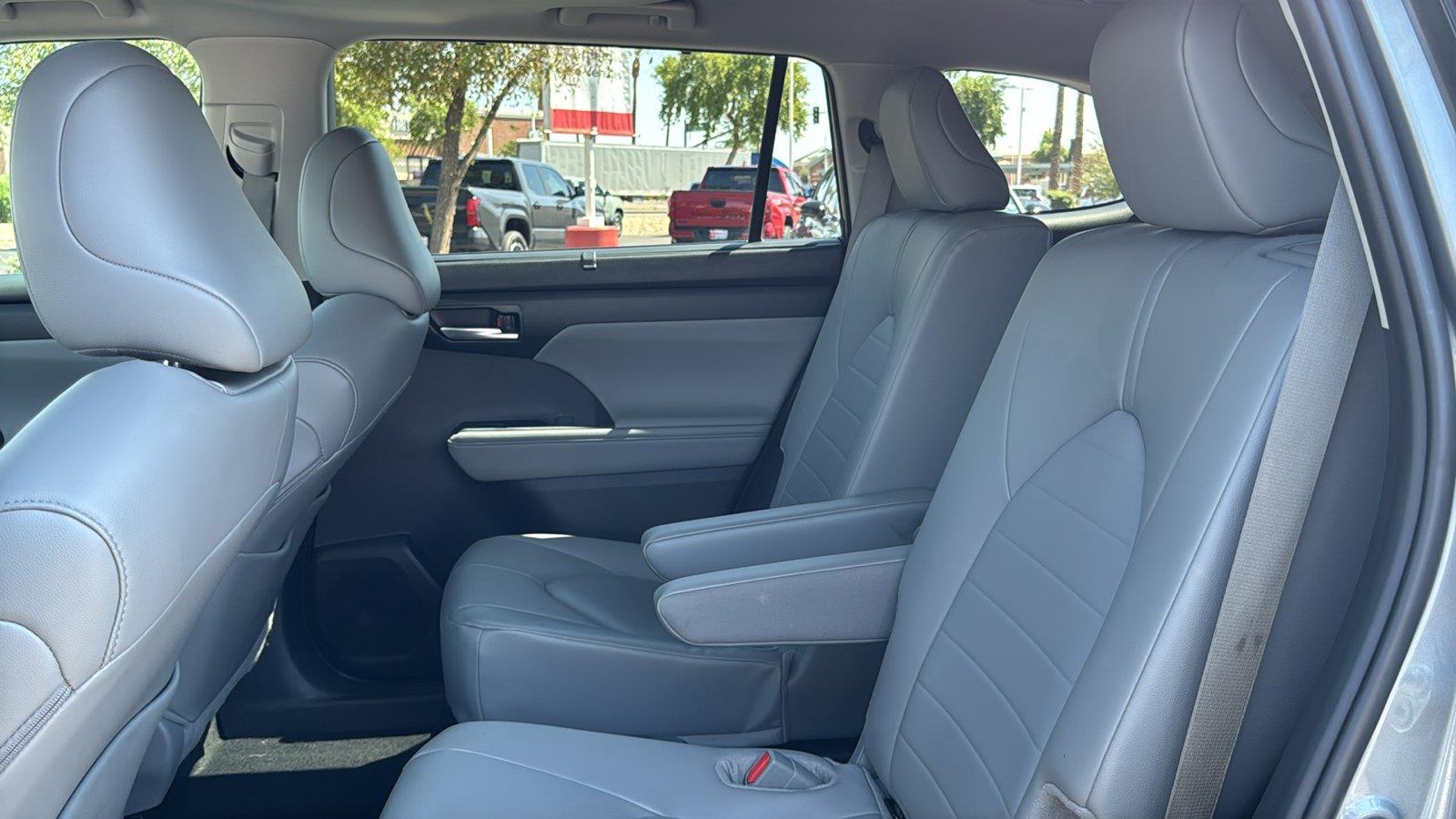 Used 2026 Toyota Highlander SUV