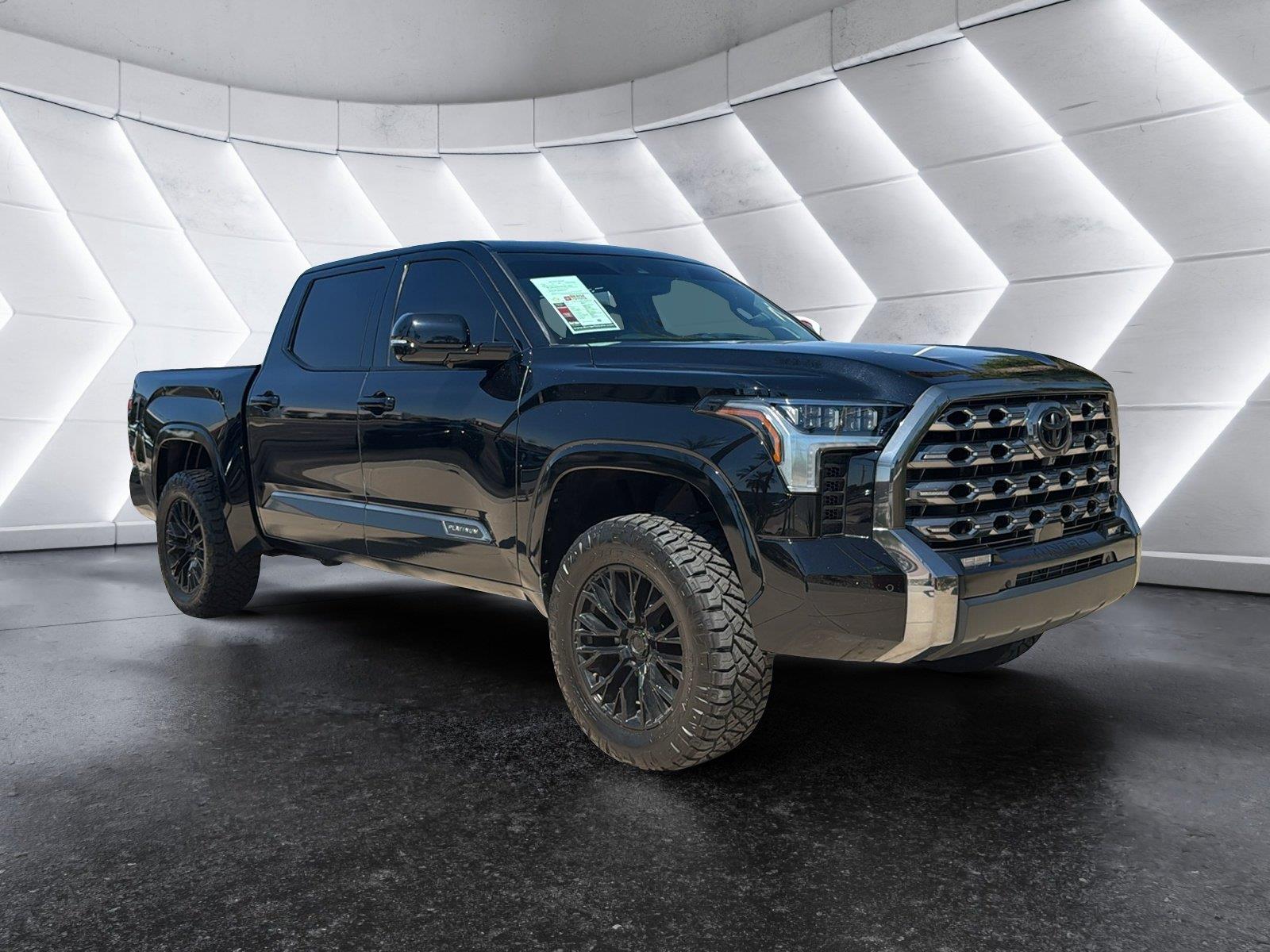 2025 Toyota Tundra Platinum CrewMax Cab 4WD