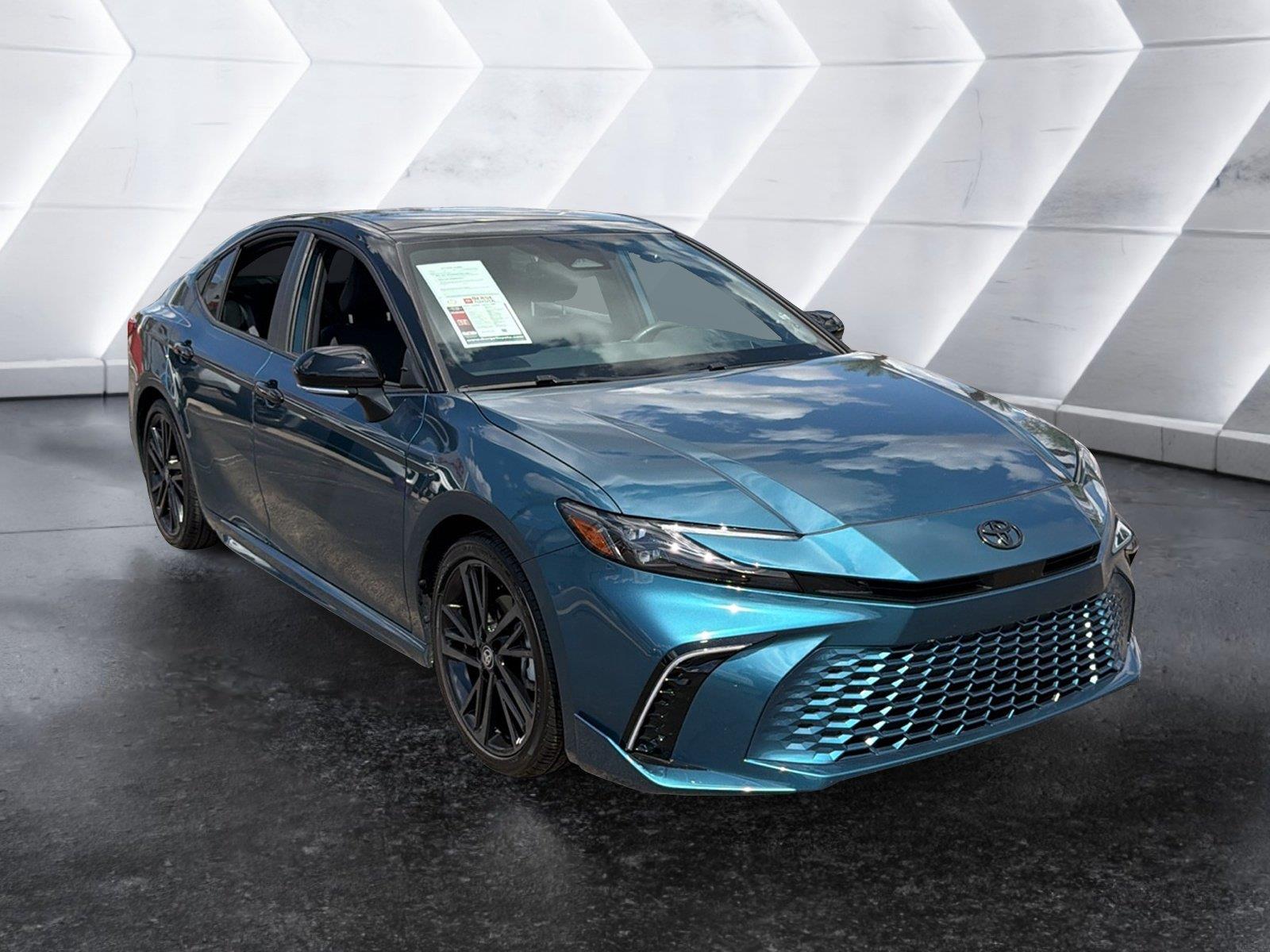 2025 Toyota Camry XSE FWD