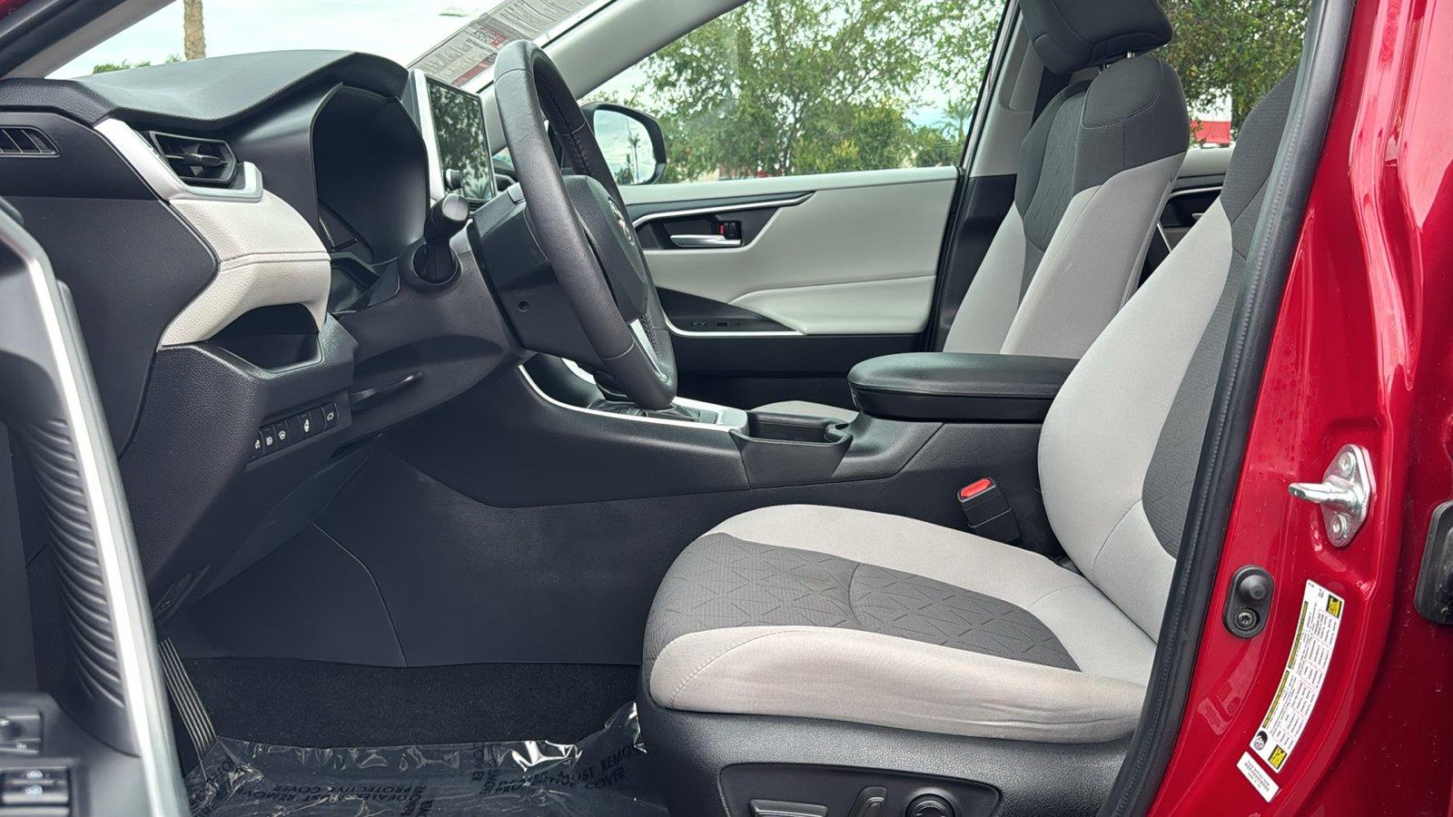 Used 2025 Toyota RAV4 SUV