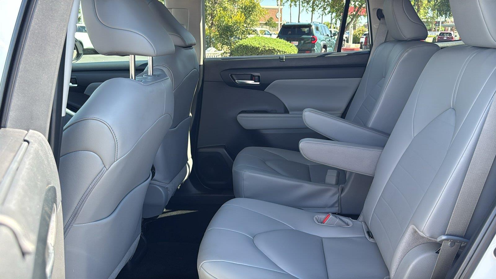 Used 2026 Toyota Highlander SUV