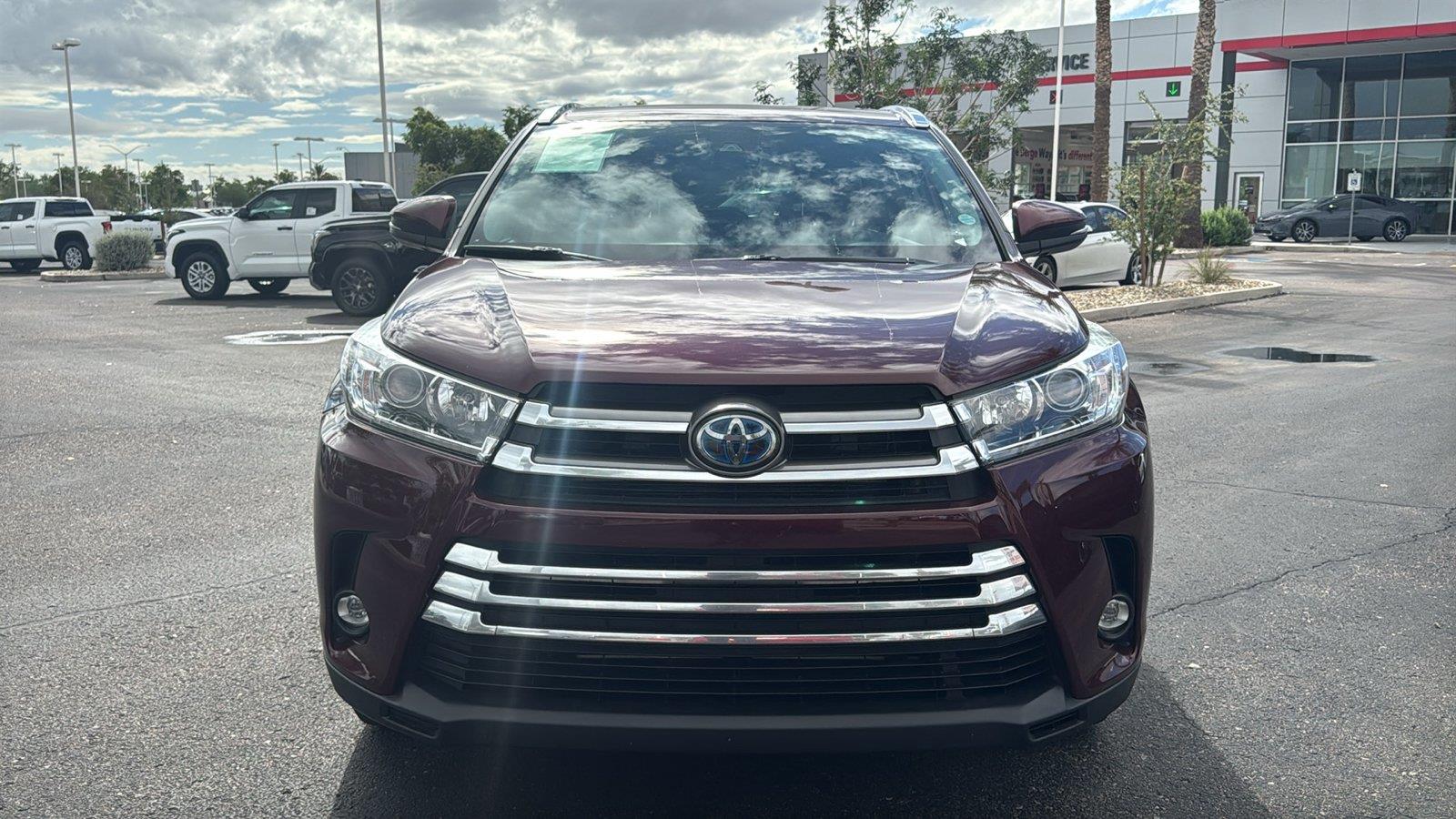 Used 2019 Toyota Highlander Hybrid SUV