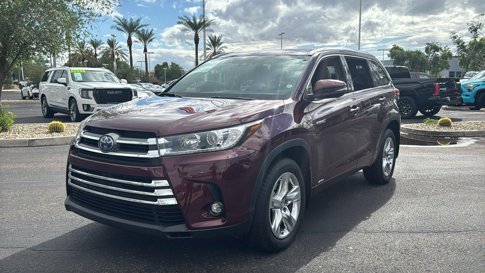Used 2019 Toyota Highlander Hybrid SUV