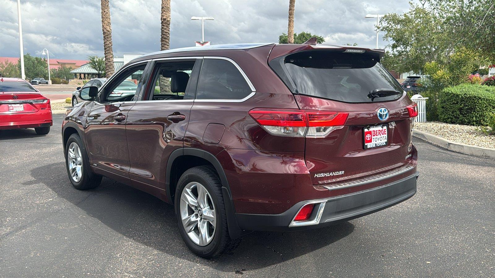 Used 2019 Toyota Highlander Hybrid SUV