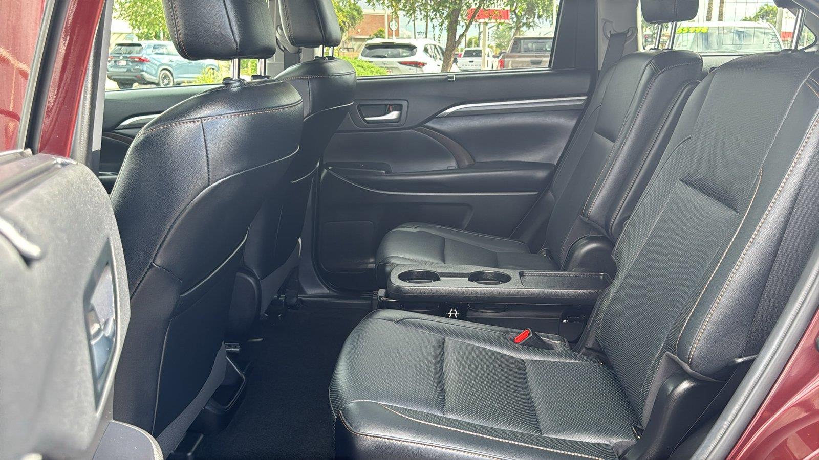 Used 2019 Toyota Highlander Hybrid SUV