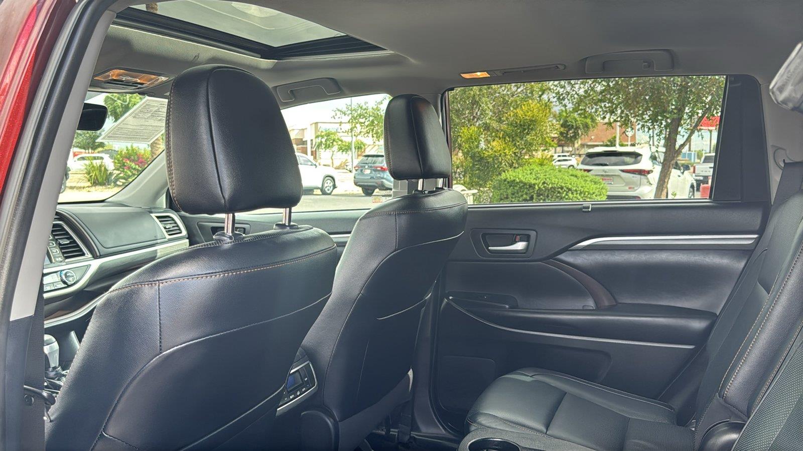 Used 2019 Toyota Highlander Hybrid SUV