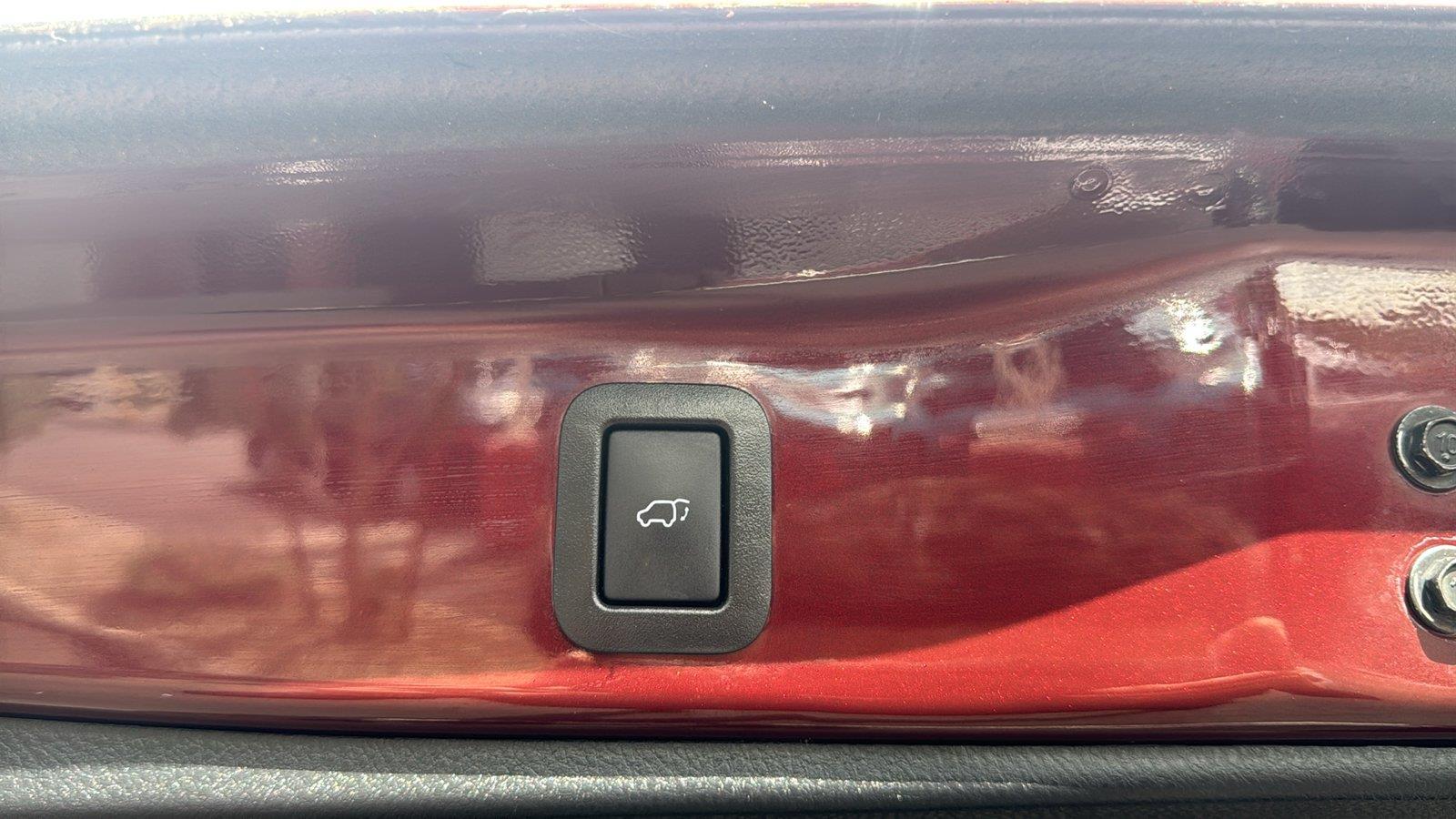 Used 2019 Toyota Highlander Hybrid SUV