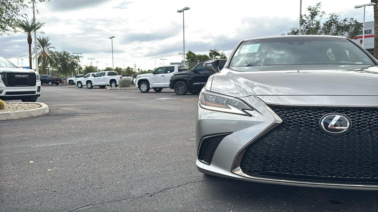 Used 2021 Lexus ES Sedan