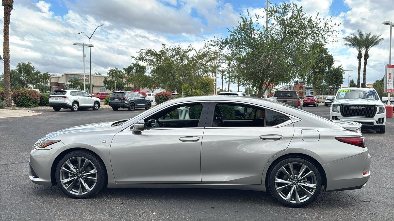 Used 2021 Lexus ES Sedan