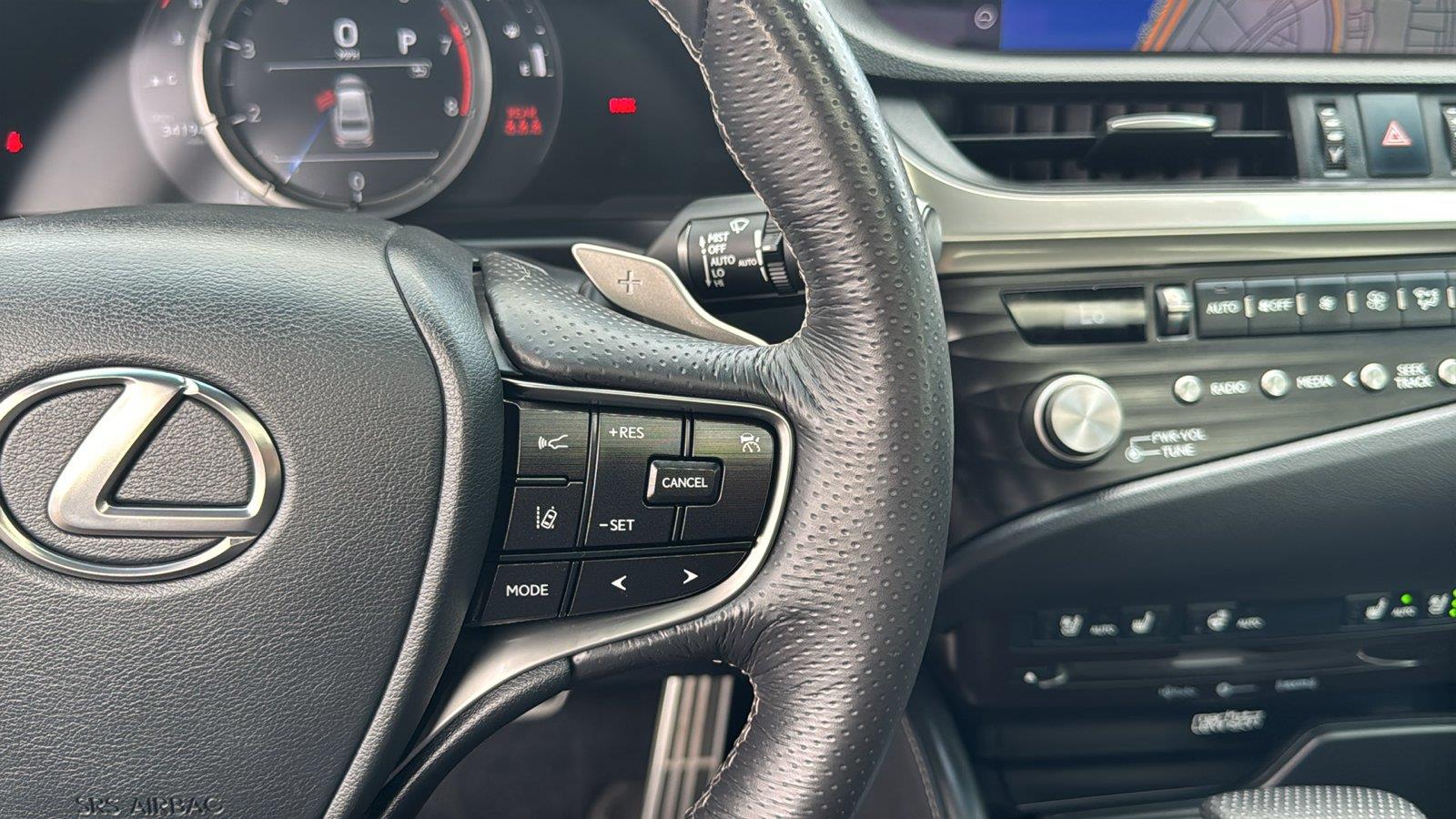 Used 2021 Lexus ES Sedan