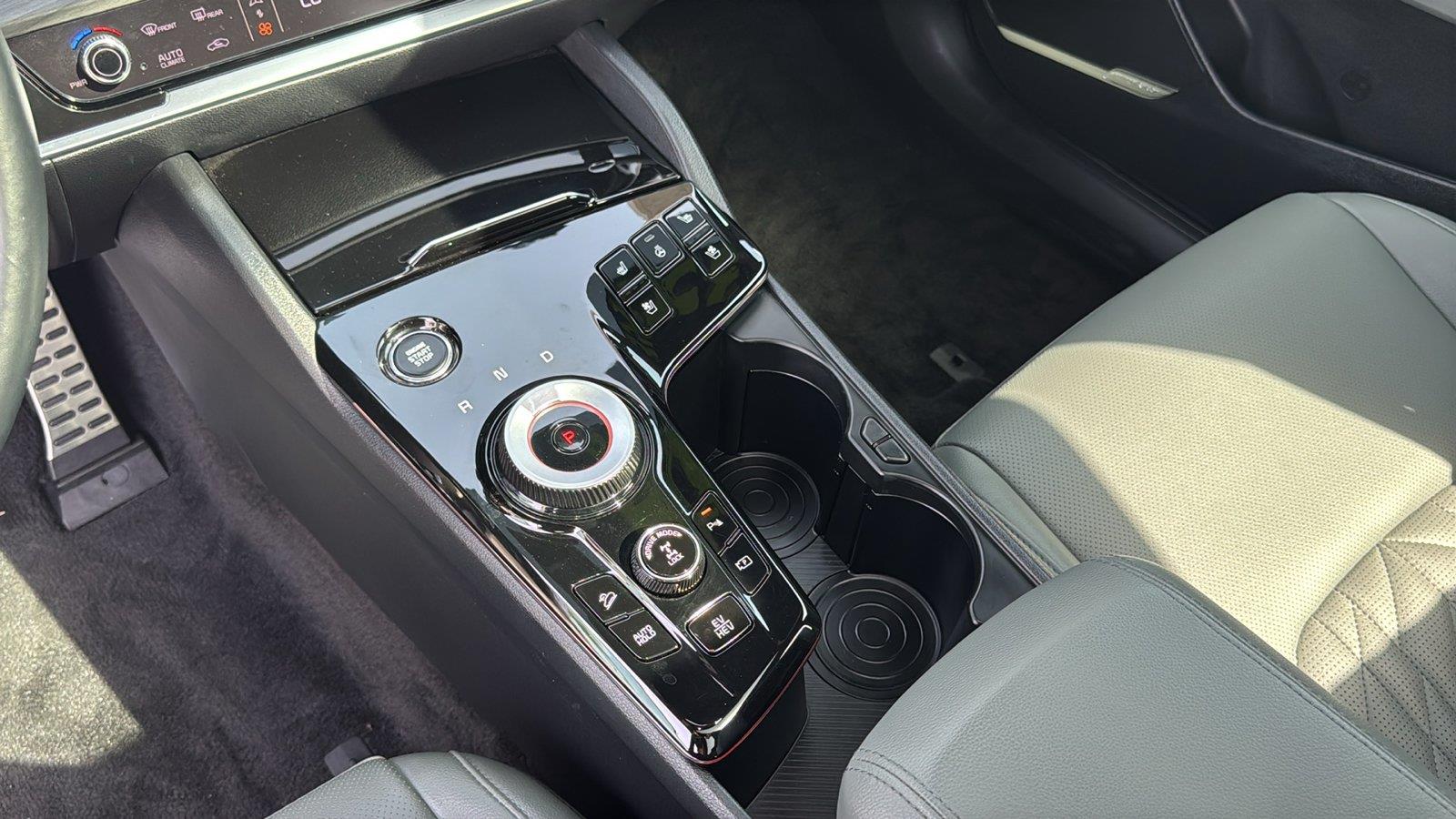 Used 2025 Kia Sportage Plug-In Hybrid SUV