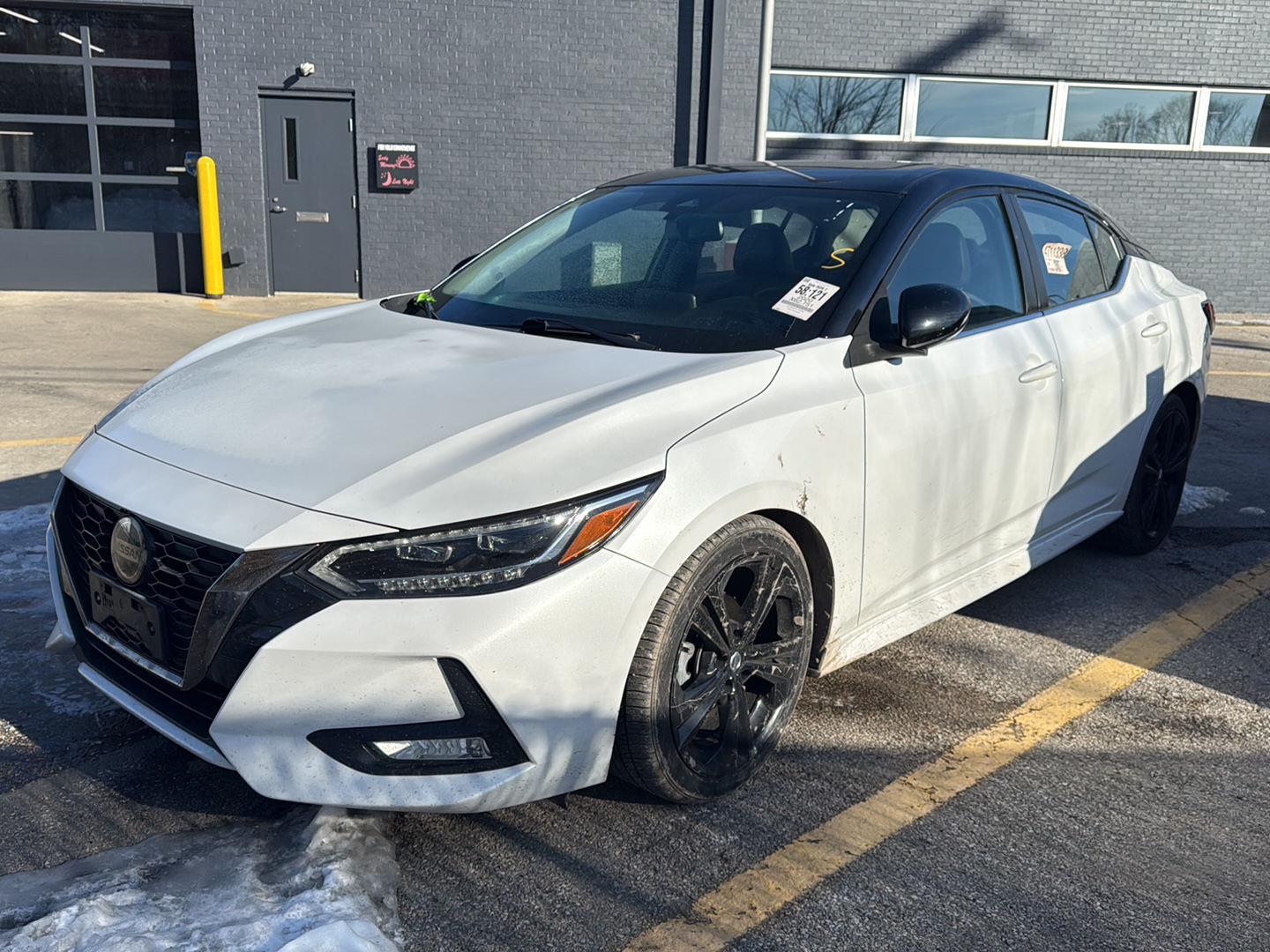 View vehicle photo 3