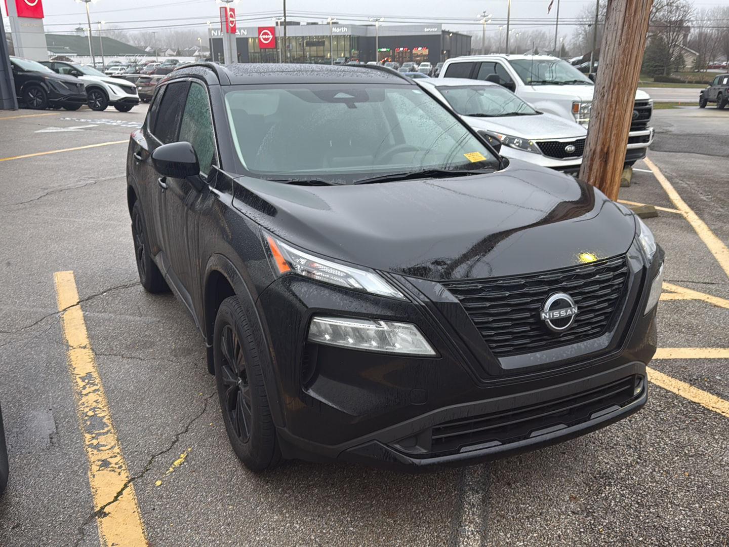 Super Black 2023 Nissan Rogue SV AWD SUV / Crossover All-Wheel Drive Continuously Variable Transmission