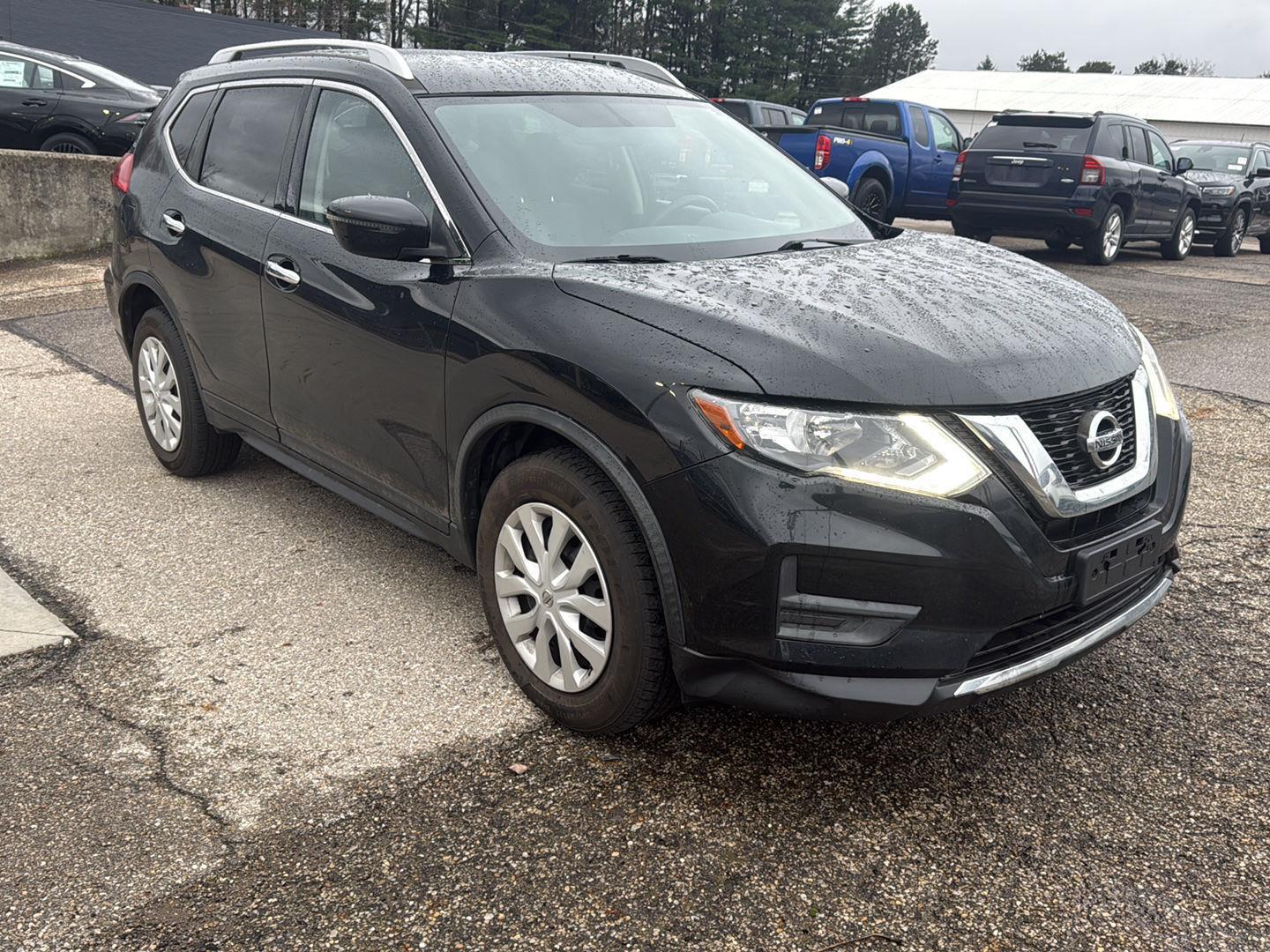 Gray (Magnetic Black) 2017 Nissan Rogue S AWD SUV / Crossover All-Wheel Drive Continuously Variable Transmission