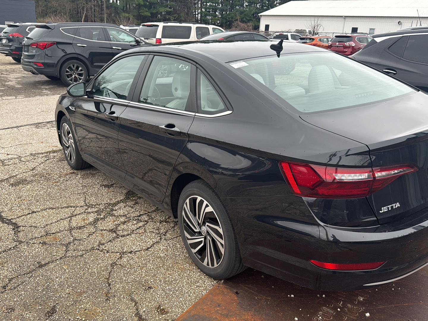 View vehicle photo 6